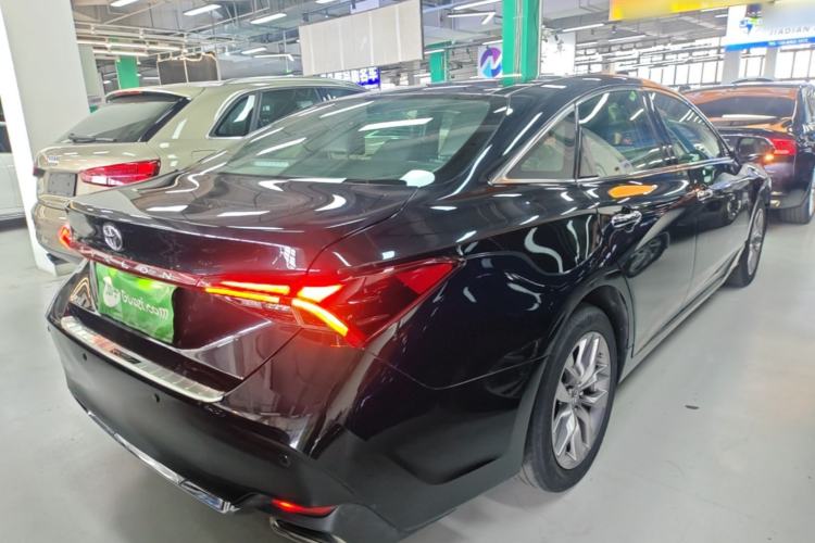 Used Toyota Avalon 2019 2.0L Luxury Edition China VI Standard Rear Right 45 Deg