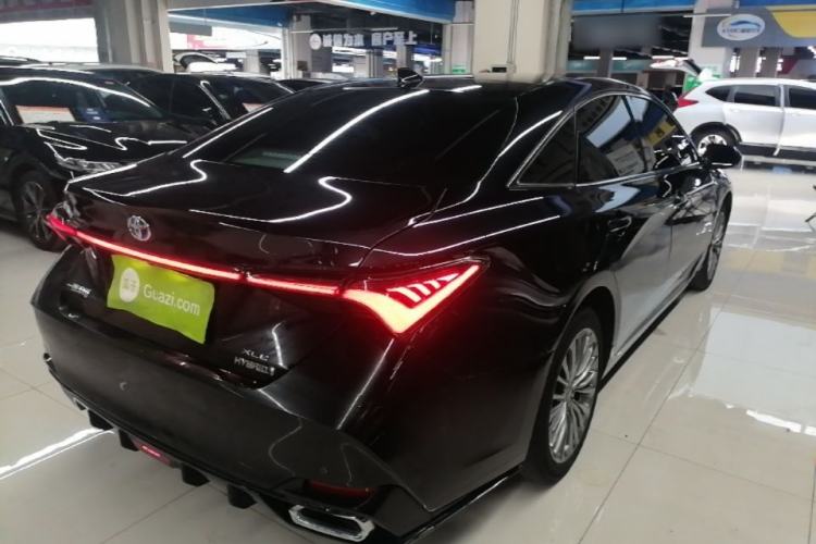 Used Toyota Avalon 2019 Dual-Engine 2.5L XLE Prestige Version China VI Standard Rear Right 45 Deg