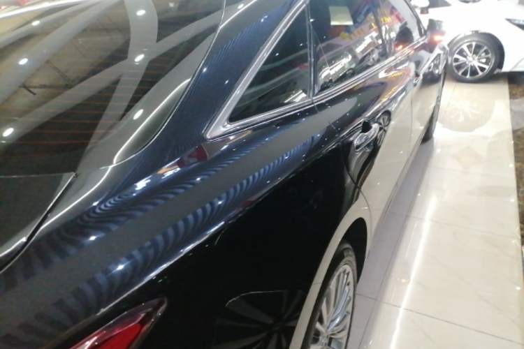 Used Toyota Avalon 2019 Dual-Engine 2.5L XLE Prestige Version China VI Standard Rear Right 45 Deg