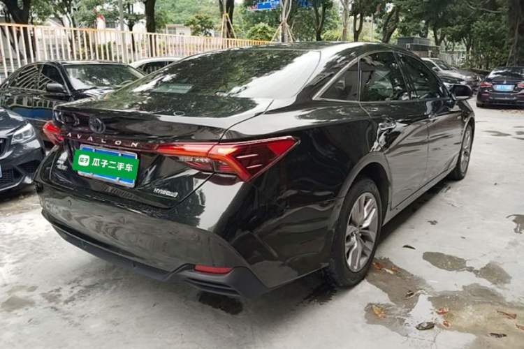 Used Toyota Avalon 2019 Dual-Engine 2.5L Luxury Edition China VI Standard Rear Right 45 Deg