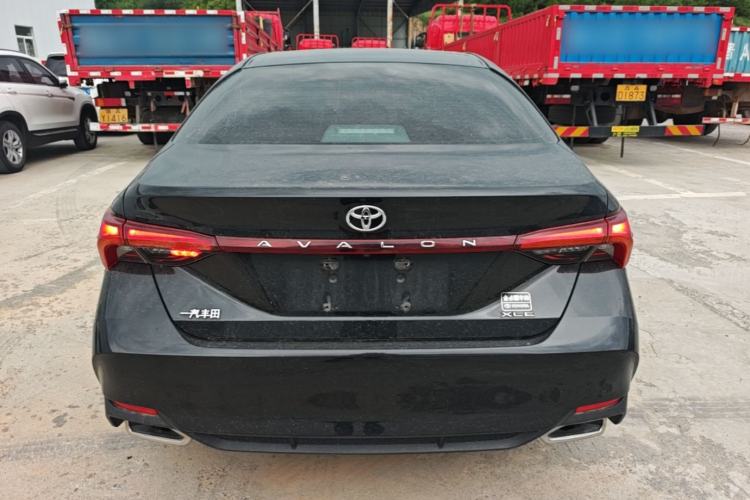 Used Toyota Avalon 2019 2.0L XLE Premium Edition China VI Rear