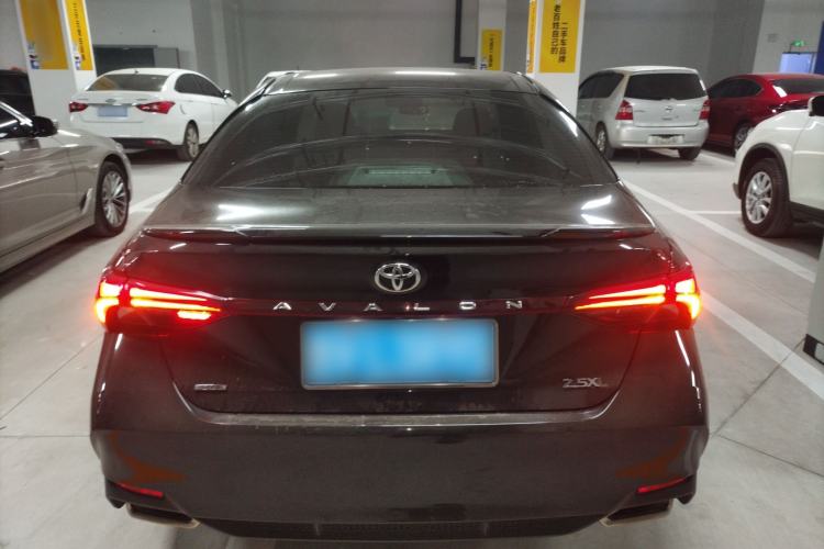 Used Toyota Avalon 2019 2.0L Luxury Edition China VI Standard Rear
