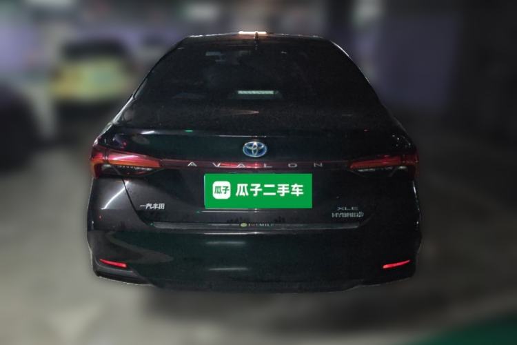 Used Toyota Avalon 2019 Dual-Engine 2.5L XLE Prestige Version China VI Standard Rear