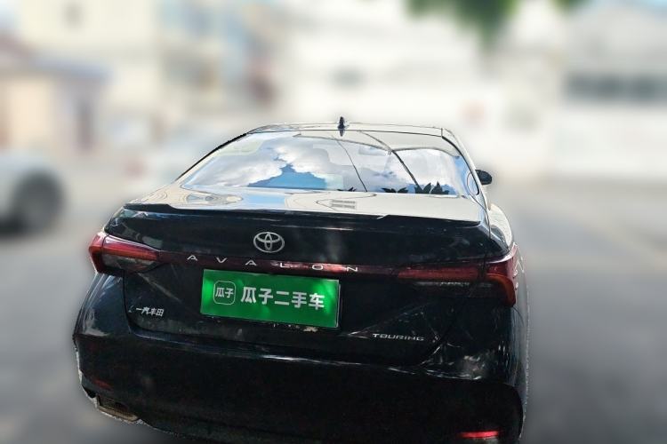 Used Toyota Avalon 2019 2.5L Touring Premium Version China VI Standard Rear