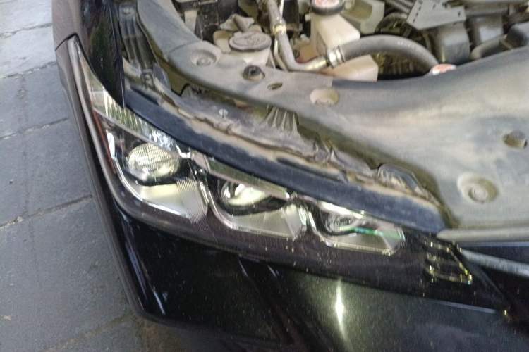 Used Toyota Avalon 2019 Dual-Engine 2.5L Luxury Edition China VI Standard Right Front Headlight