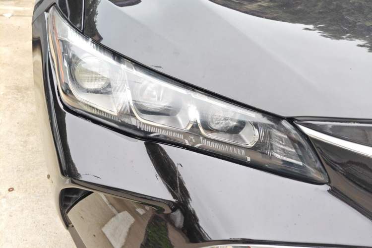 Used Toyota Avalon 2019 2.0L Ambition Edition China VI Right Front Headlight