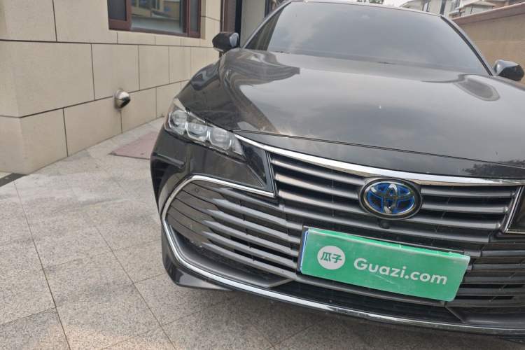 Used Toyota Avalon 2019 Dual-Engine 2.5L XLE Prestige Version China VI Standard Right Front Headlight