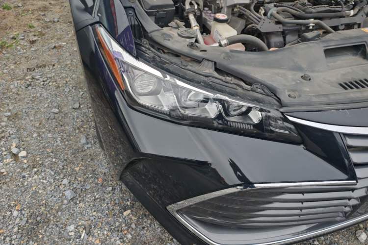 Used Toyota Avalon 2019 Dual-Engine 2.5L Luxury Edition China VI Standard Right Front Headlight