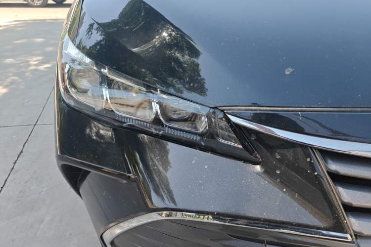 Used Toyota Avalon 2019 Dual-Engine 2.5L Luxury Edition China VI Standard Right Front Headlight