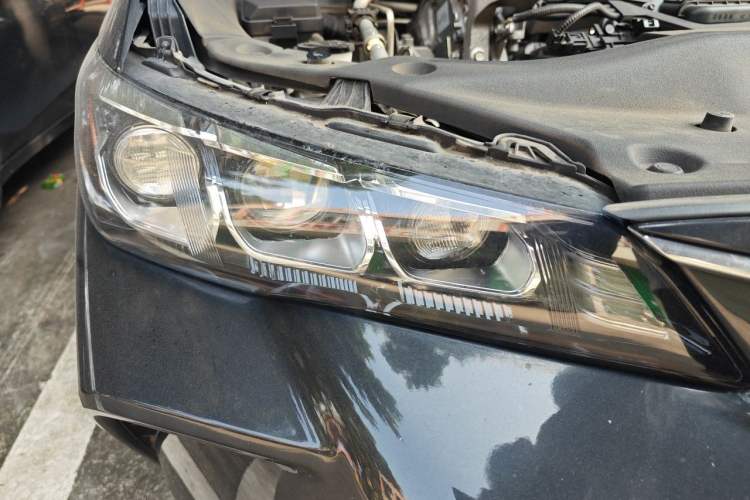 Used Toyota Avalon 2019 2.0L Luxury Edition China VI Standard Right Front Headlight