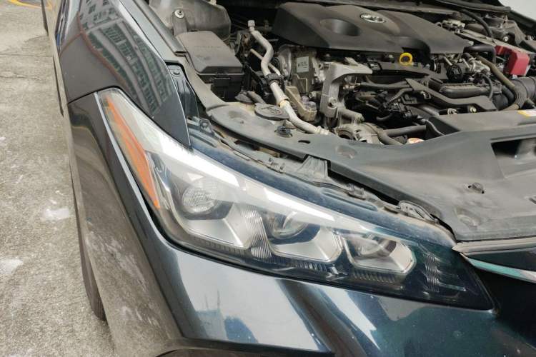 Used Toyota Avalon 2019 2.0L Luxury Edition China VI Standard Right Front Headlight