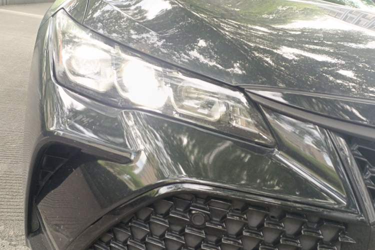 Used Toyota Avalon 2019 Dual-Engine 2.5L Luxury Edition China VI Standard Right Front Headlight