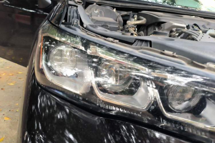 Used Toyota Avalon 2019 Dual-Engine 2.5L Luxury Edition China VI Standard Right Front Headlight