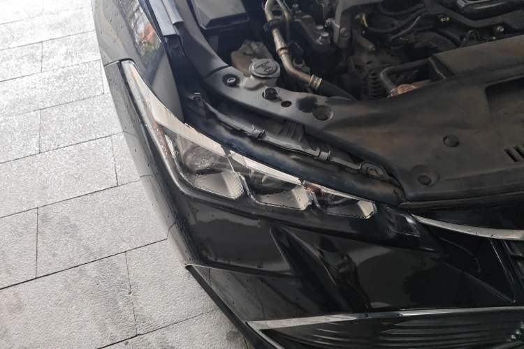 Used Toyota Avalon 2019 2.0L XLE Premium Edition China VI Right Front Headlight