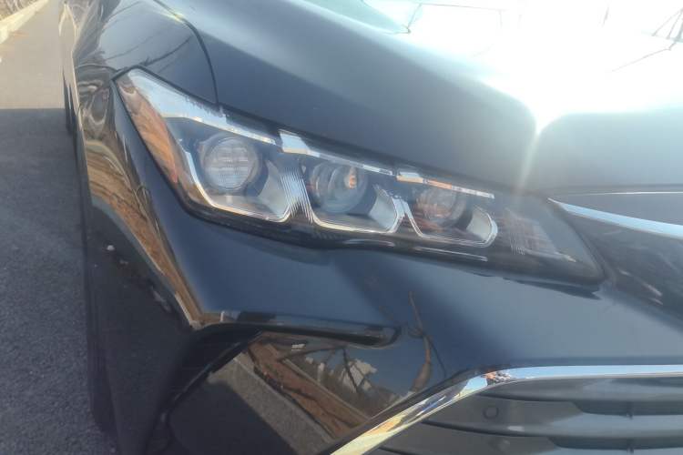 Used Toyota Avalon 2019 2.5L Touring Premium Version China V Standard Right Front Headlight