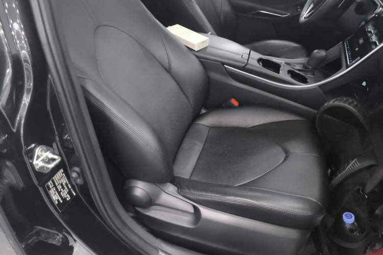 Used Toyota Avalon 2019 2.5L Ambition Version China VI Standard Right Front Seat