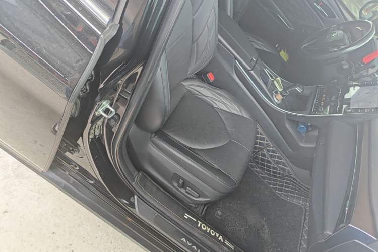 Used Toyota Avalon 2019 2.5L Touring Premium Version China V Standard Right Front Seat