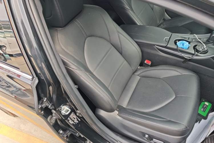 Used Toyota Avalon 2019 Dual-Engine 2.5L Luxury Edition China VI Standard Right Front Seat