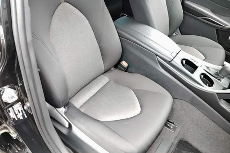 Used Toyota Avalon 2019 2.0L Ambition Edition China VI Right Front Seat