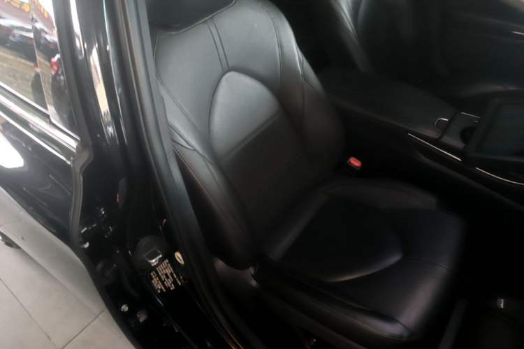 Used Toyota Avalon 2019 2.0L Luxury Edition China VI Standard Right Front Seat