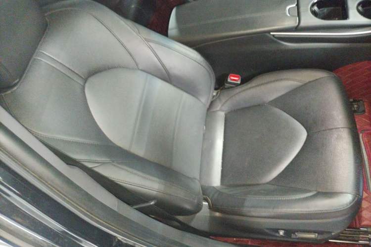 Used Toyota Avalon 2019 2.0L Luxury Edition China VI Standard Right Front Seat