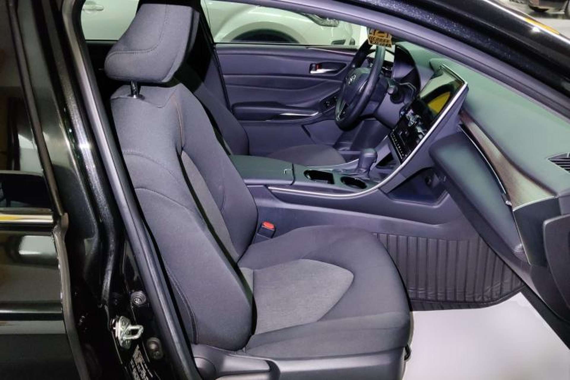 Used Toyota Avalon 2019 2.0L Ambition Edition China VI Right Front Seat