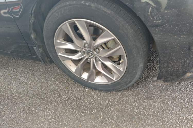 Used Toyota Avalon 2019 Dual-Engine 2.5L Luxury Edition China VI Standard Right Front Wheel Hub