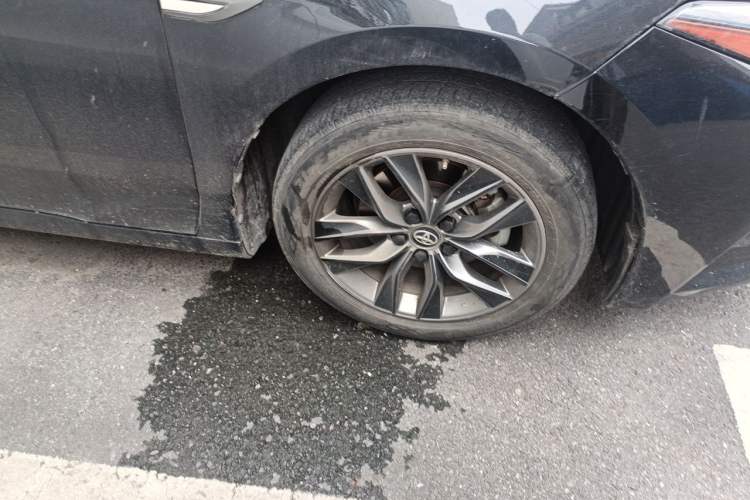 Used Toyota Avalon 2019 2.0L Luxury Edition China VI Standard Right Front Wheel Hub