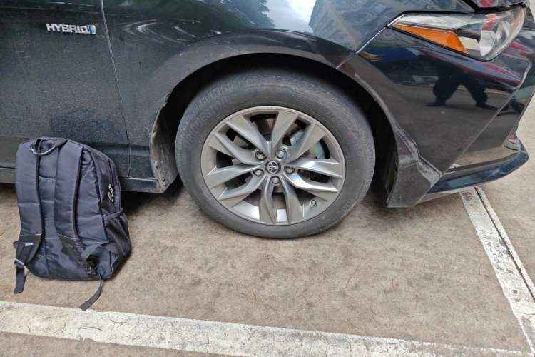 Used Toyota Avalon 2019 Dual-Engine 2.5L Luxury Edition China VI Standard Right Front Wheel Hub