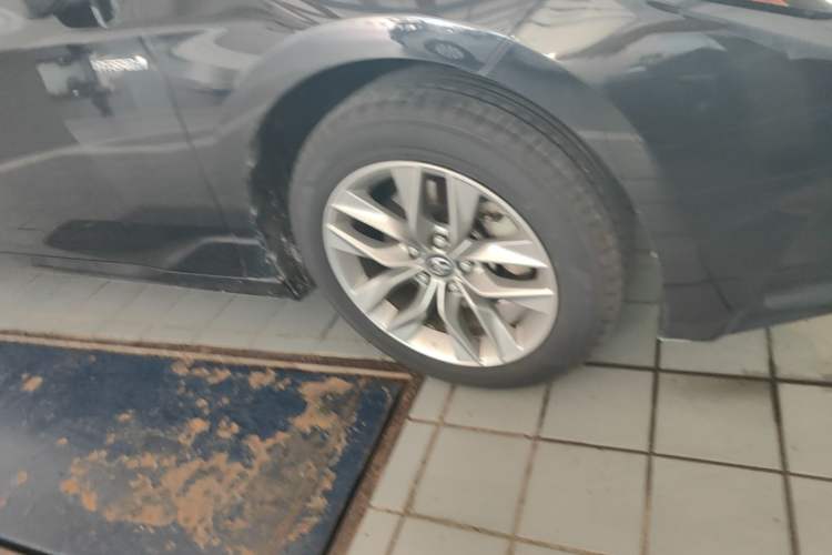 Used Toyota Avalon 2019 Dual-Engine 2.5L Luxury Edition China VI Standard Right Front Wheel Hub