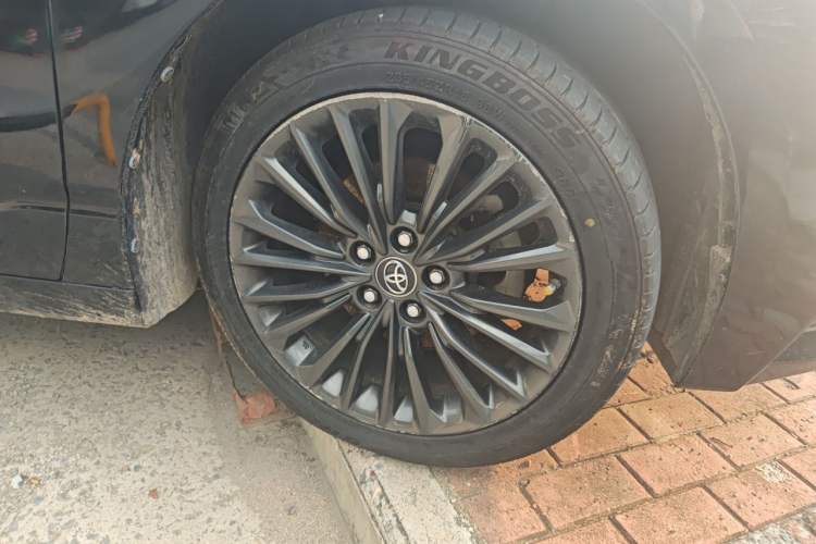 Used Toyota Avalon 2019 2.0L XLE Premium Edition China VI Right Front Wheel Hub