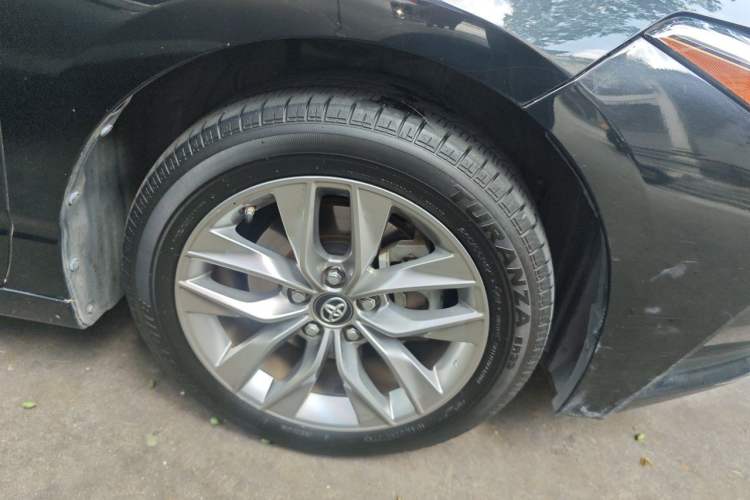 Used Toyota Avalon 2019 Dual-Engine 2.5L Luxury Edition China VI Standard Right Front Wheel Hub