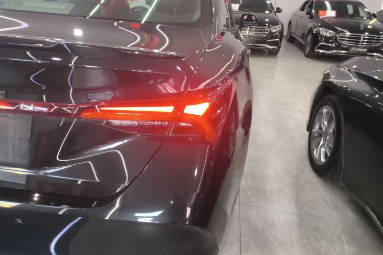 Used Toyota Avalon 2019 2.5L Ambition Version China VI Standard Right Rear Taillight