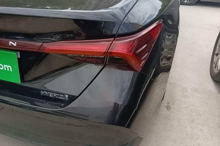 Used Toyota Avalon 2019 Dual-Engine 2.5L Luxury Edition China VI Standard Right Rear Taillight