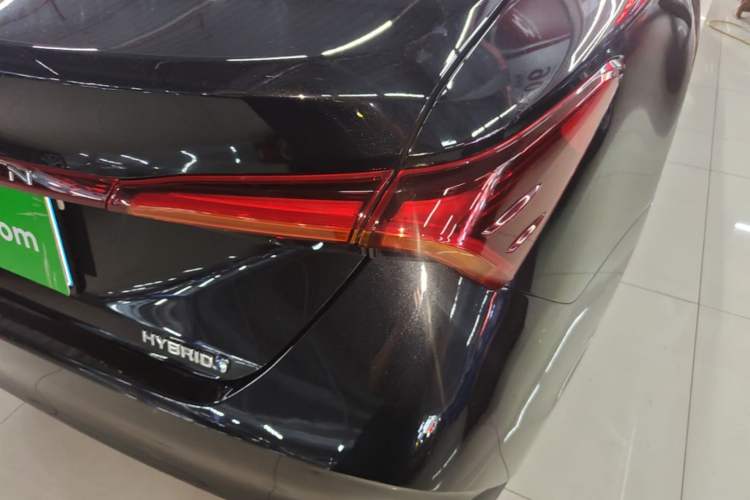 Used Toyota Avalon 2019 Dual-Engine 2.5L Luxury Edition China VI Standard Right Rear Taillight