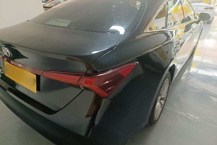 Used Toyota Avalon 2019 2.0L Luxury Edition China VI Standard Right Rear Taillight