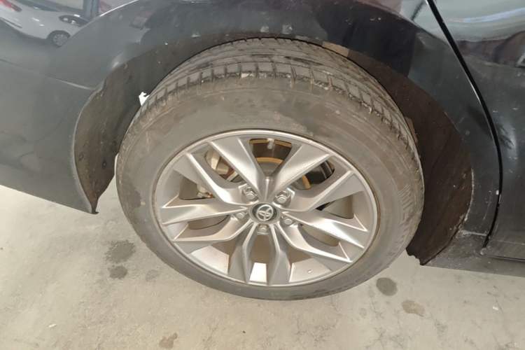 Used Toyota Avalon 2019 Dual-Engine 2.5L Luxury Edition China VI Standard Right Rear Wheel Hub