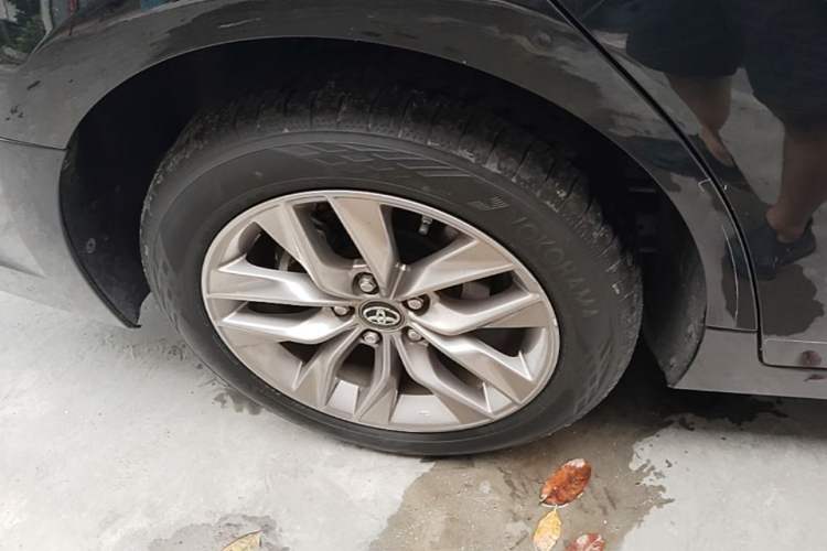 Used Toyota Avalon 2019 Dual-Engine 2.5L Luxury Edition China VI Standard Right Rear Wheel Hub