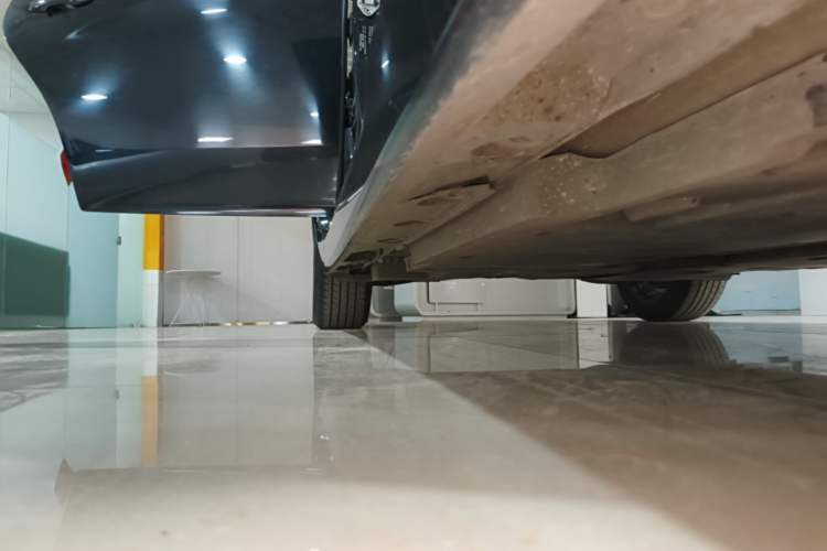 Used Toyota Avalon 2019 2.5L Ambition Version China VI Standard Right Side Sill
