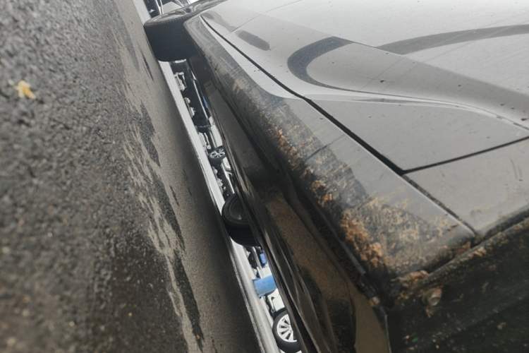 Used Toyota Avalon 2019 2.5L Touring Premium Version China VI Standard Right Side Sill