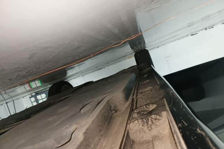 Used Toyota Avalon 2019 2.0L Luxury Edition China VI Standard Right Side Sill
