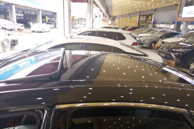 Used Toyota Avalon 2019 2.0L Ambition Edition China VI Roof