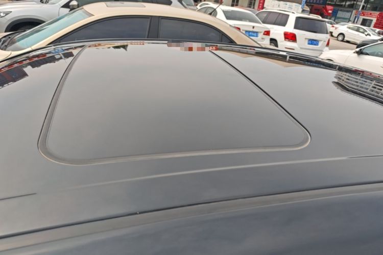 Used Toyota Avalon 2019 Dual-Engine 2.5L Luxury Edition China VI Standard Roof