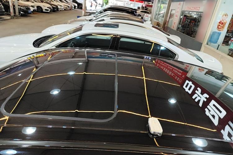 Used Toyota Avalon 2019 2.0L XLE Premium Edition China VI Roof