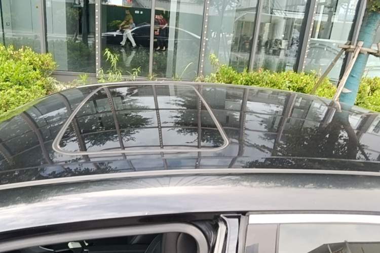 Used Toyota Avalon 2019 2.0L Luxury Edition China VI Standard Roof