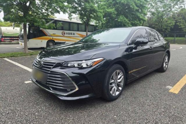 Used Toyota Avalon 2019 2.0L Ambition Edition China VI