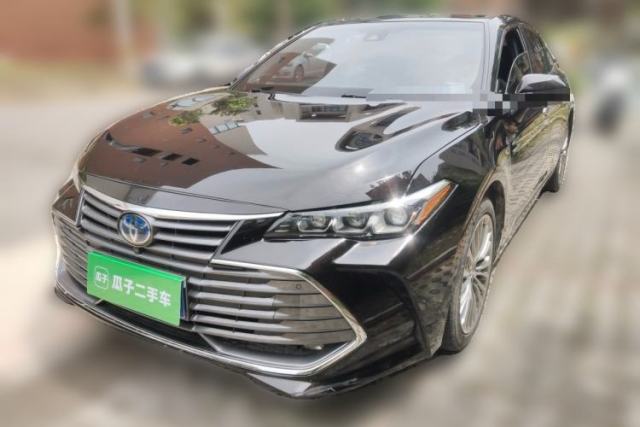 Used Toyota Avalon 2019 Dual-Engine 2.5L Limited Flagship Edition China VI Standard
