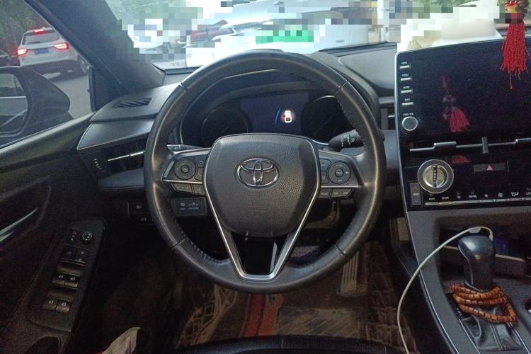 Used Toyota Avalon 2019 Dual-Engine 2.5L Luxury Edition China VI Standard Steering Wheel