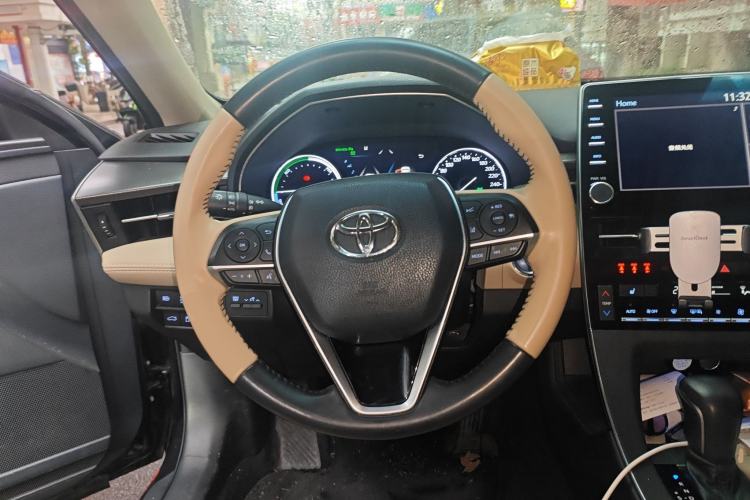 Used Toyota Avalon 2019 Dual-Engine 2.5L XLE Prestige Version China VI Standard Steering Wheel