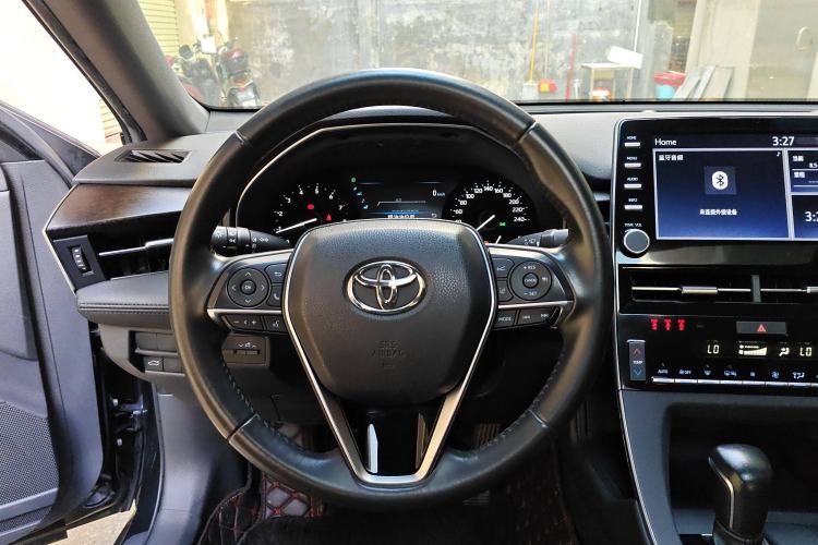 Used Toyota Avalon 2019 2.0L Luxury Edition China VI Standard Steering Wheel